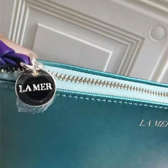 New LA MER Luxury blue green cosmetic pouch - Picture 2 of 7